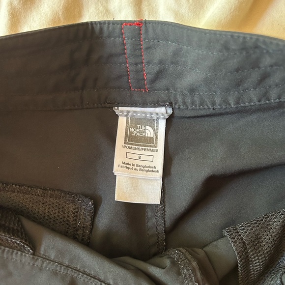 The North Face Black Shorts - Picture 6 of 6